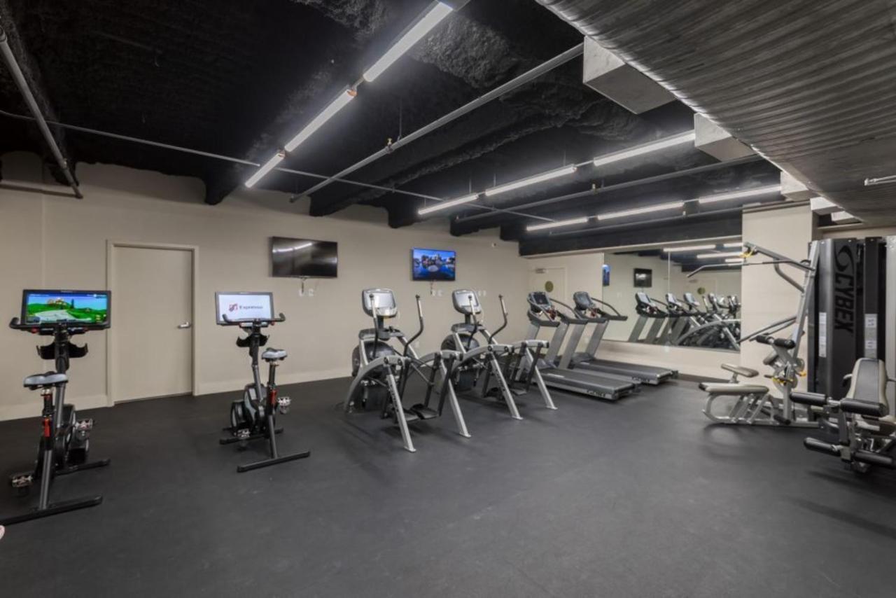 Modern Condo With Game Room In Downtown Νέα Ορλεάνη Εξωτερικό φωτογραφία